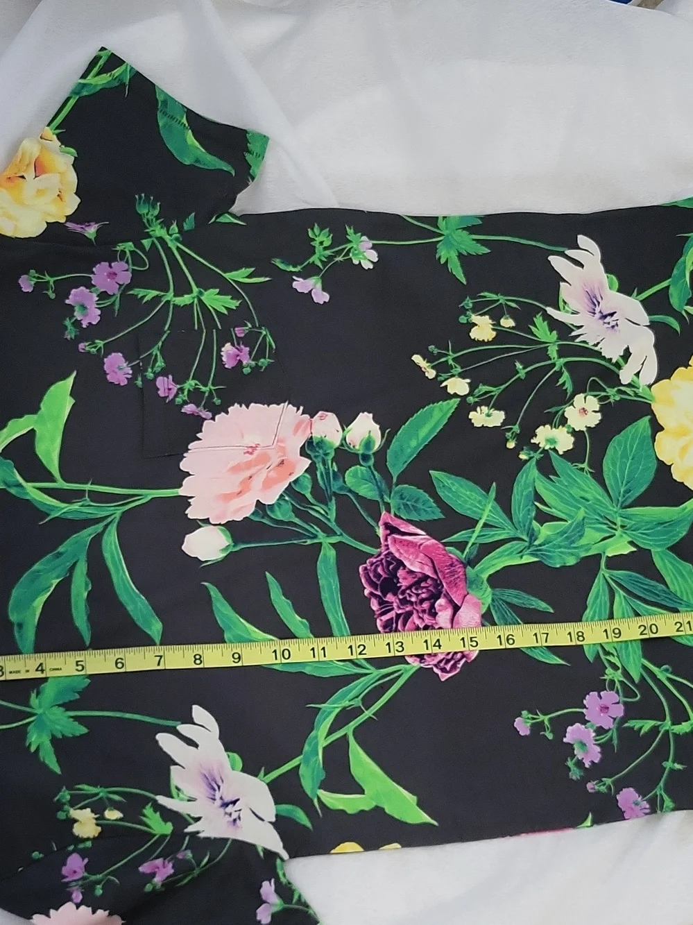 Floral Print Short Sleeve Tee - Black with Multicolor Flowers